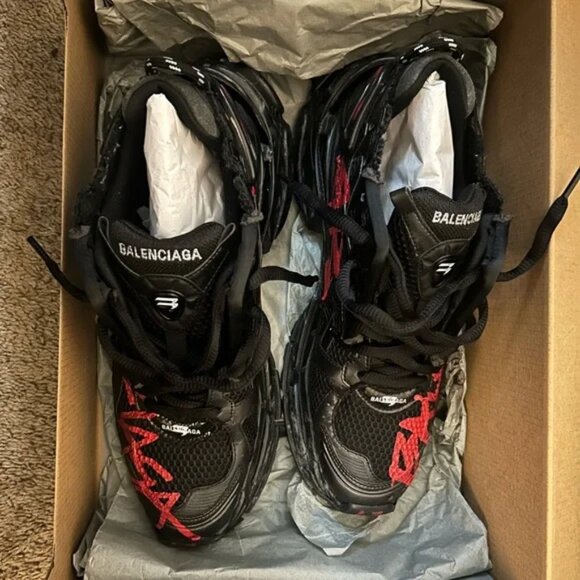 Balenciaga Men's Black and Grey Trainers - Picture 1 of 7